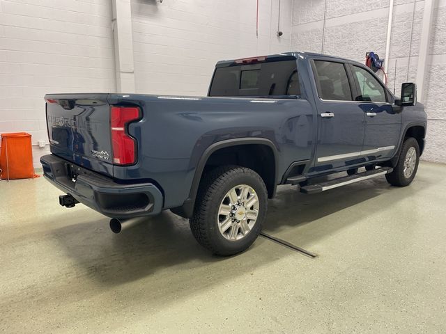 2025 Chevrolet Silverado 3500HD High Country