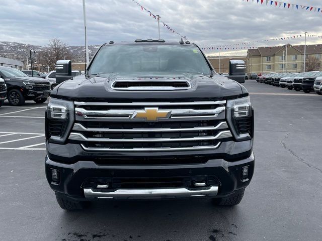 2025 Chevrolet Silverado 3500HD High Country