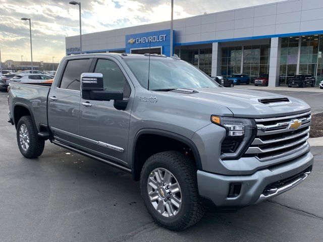 2025 Chevrolet Silverado 3500HD High Country