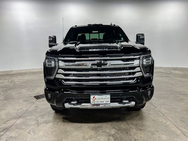 2025 Chevrolet Silverado 3500HD High Country