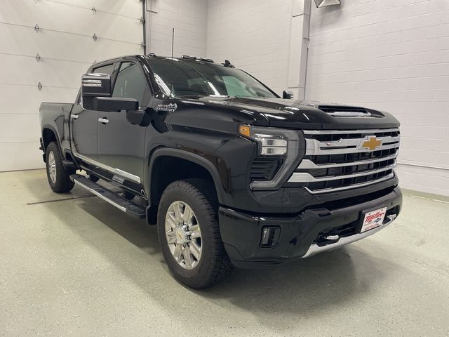 2025 Chevrolet Silverado 3500HD High Country