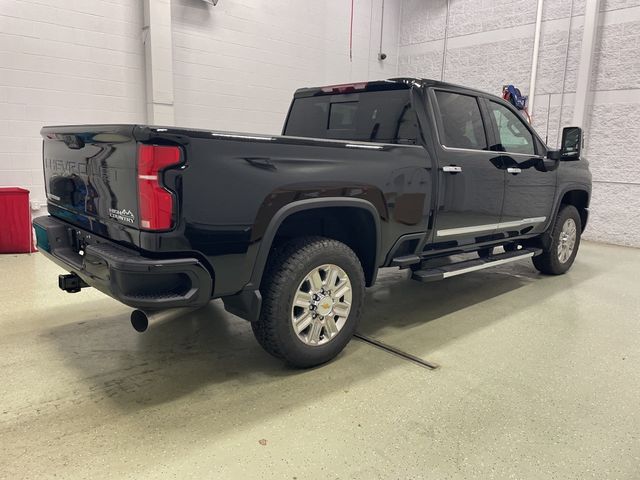 2025 Chevrolet Silverado 3500HD High Country