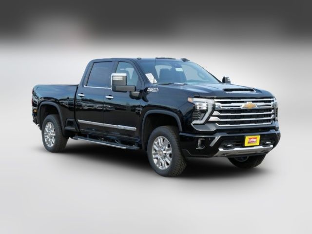 2025 Chevrolet Silverado 3500HD High Country