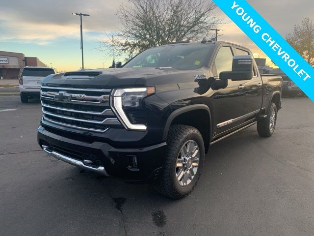 2025 Chevrolet Silverado 3500HD High Country