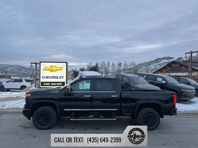 2025 Chevrolet Silverado 3500HD High Country