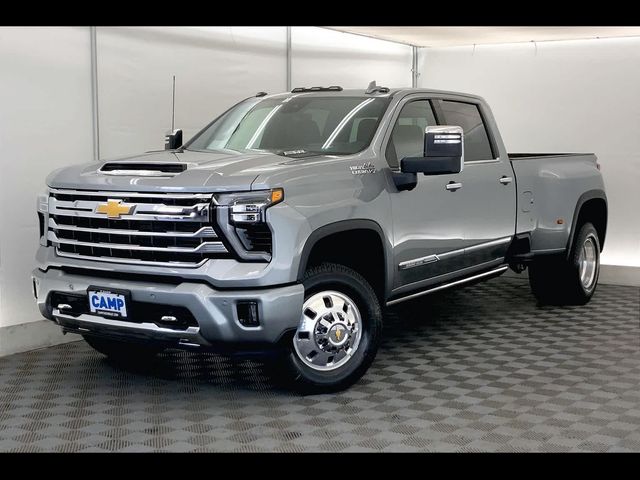 2025 Chevrolet Silverado 3500HD High Country