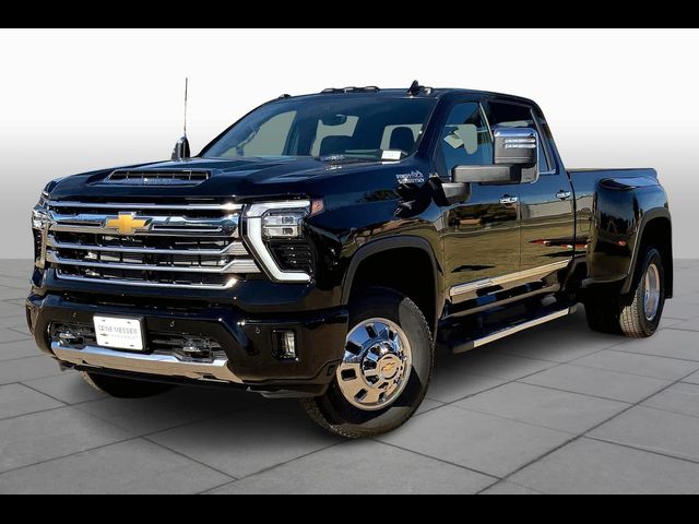 2025 Chevrolet Silverado 3500HD High Country