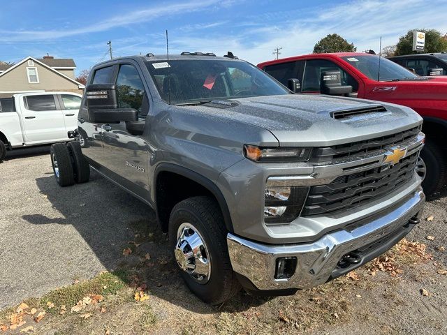 2025 Chevrolet Silverado 3500HD LT