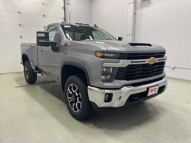 2025 Chevrolet Silverado 3500HD LT