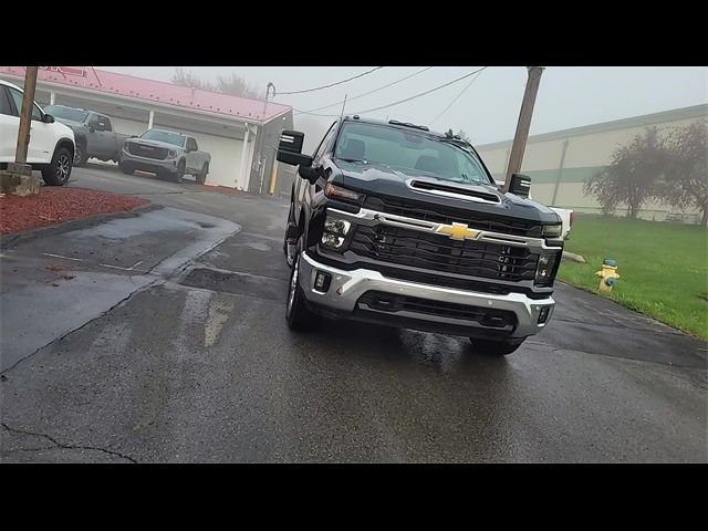 2025 Chevrolet Silverado 3500HD LT