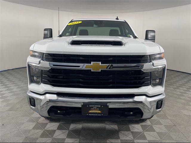 2025 Chevrolet Silverado 3500HD LT