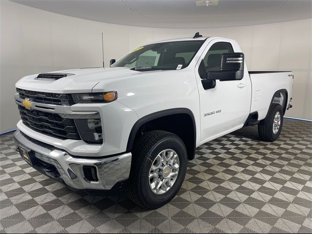 2025 Chevrolet Silverado 3500HD LT