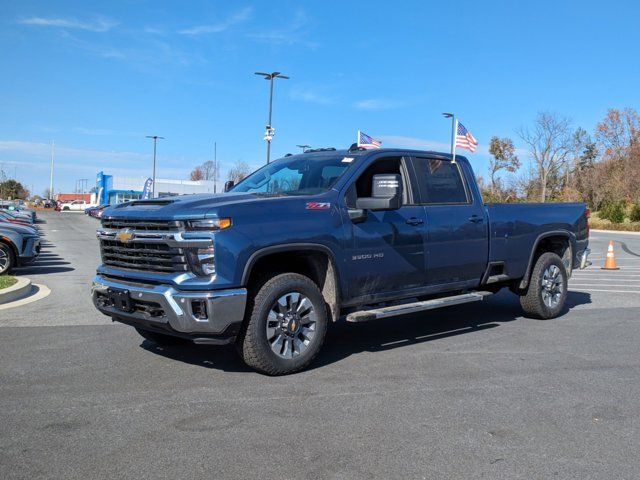 2025 Chevrolet Silverado 3500HD LT