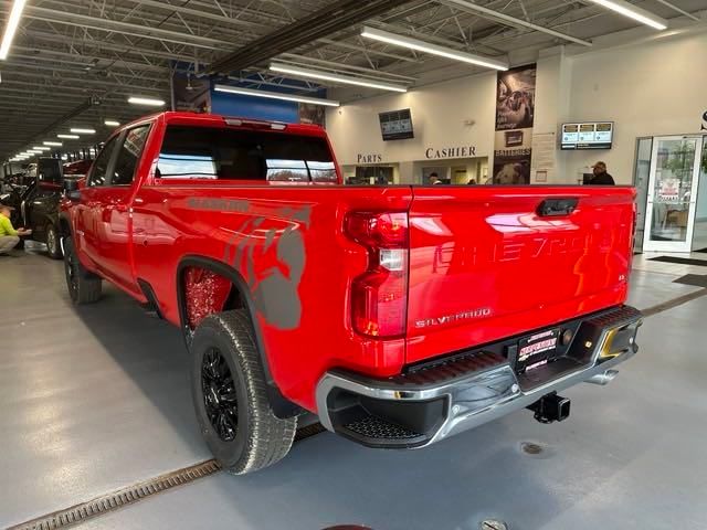 2025 Chevrolet Silverado 3500HD LT