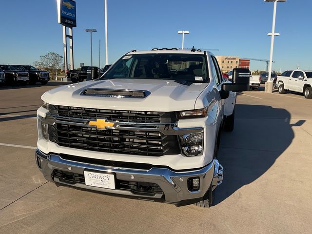 2025 Chevrolet Silverado 3500HD LT