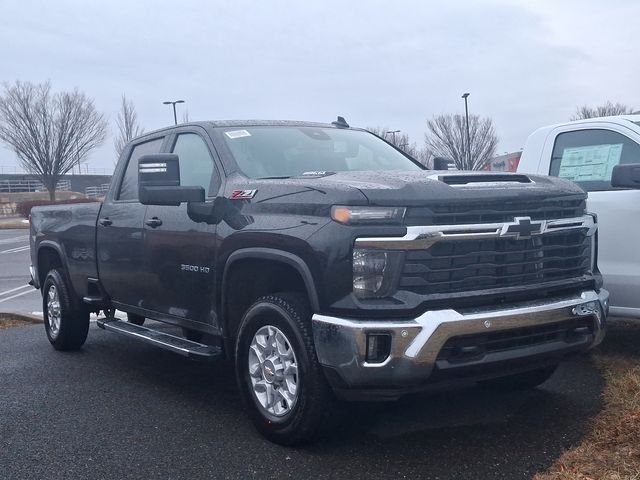 2025 Chevrolet Silverado 3500HD LT