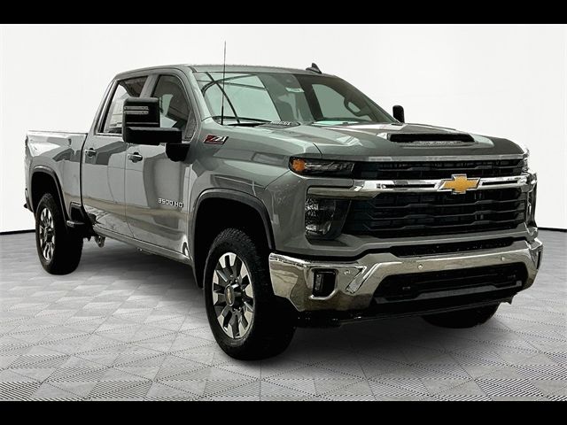 2025 Chevrolet Silverado 3500HD LT