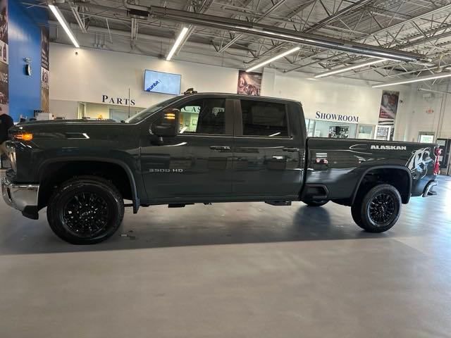 2025 Chevrolet Silverado 3500HD LT