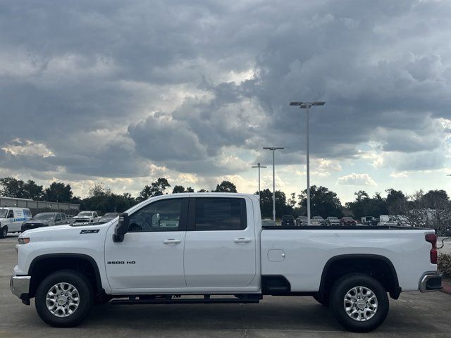 2025 Chevrolet Silverado 3500HD LT