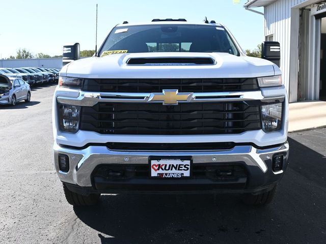 2025 Chevrolet Silverado 3500HD LT