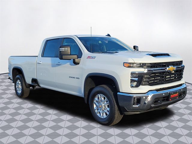 2025 Chevrolet Silverado 3500HD LT