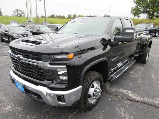 2025 Chevrolet Silverado 3500HD LT