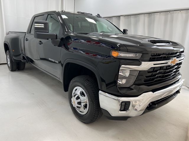 2025 Chevrolet Silverado 3500HD LT