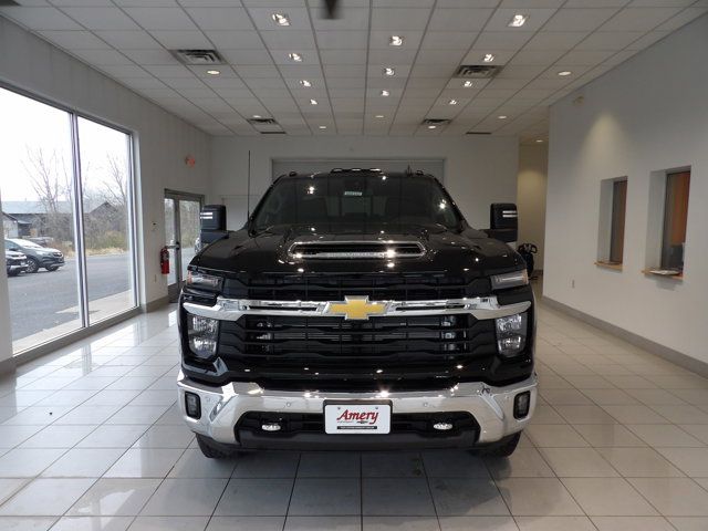 2025 Chevrolet Silverado 3500HD LT