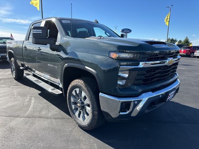 2025 Chevrolet Silverado 3500HD LT