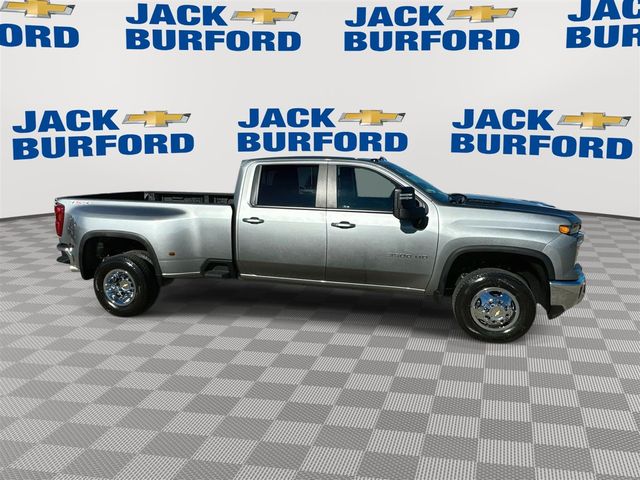 2025 Chevrolet Silverado 3500HD LT