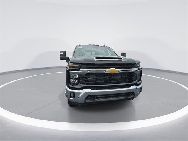 2025 Chevrolet Silverado 3500HD LT