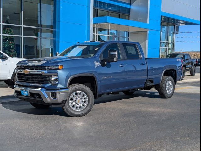 2025 Chevrolet Silverado 3500HD LT