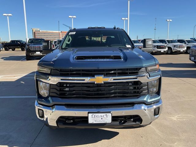 2025 Chevrolet Silverado 3500HD LT