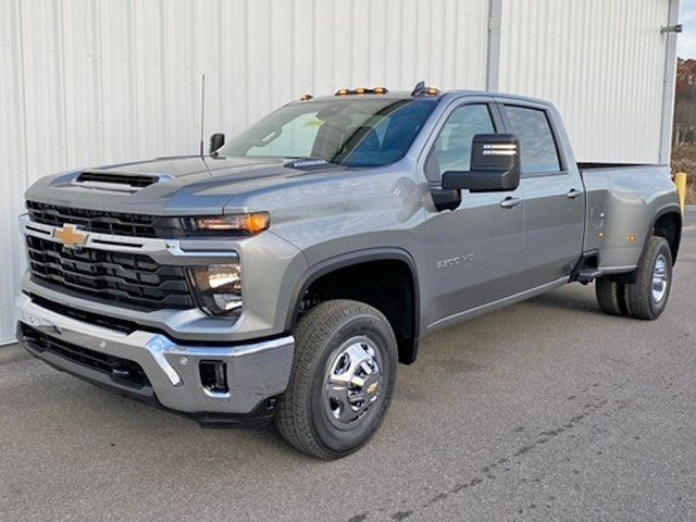 2025 Chevrolet Silverado 3500HD LT