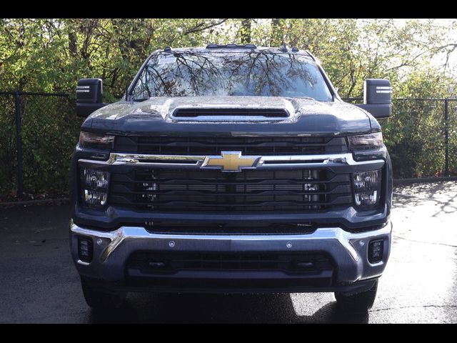 2025 Chevrolet Silverado 3500HD LT