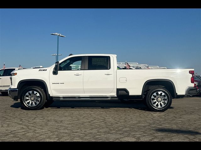 2025 Chevrolet Silverado 3500HD LT