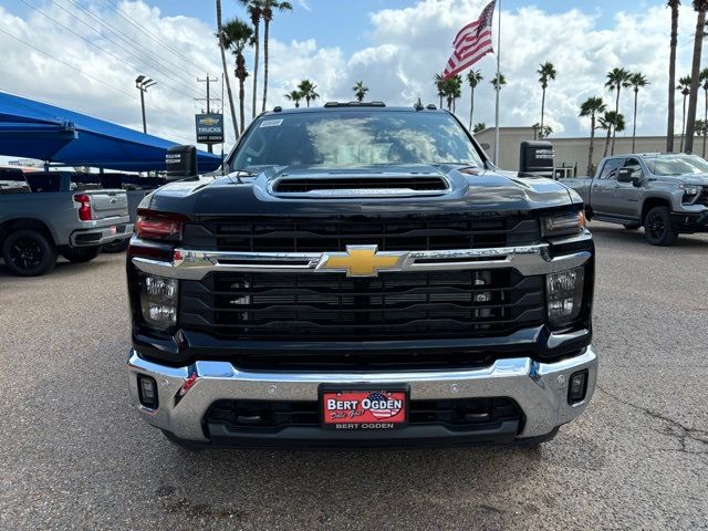 2025 Chevrolet Silverado 3500HD LT