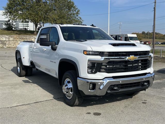 2025 Chevrolet Silverado 3500HD LT