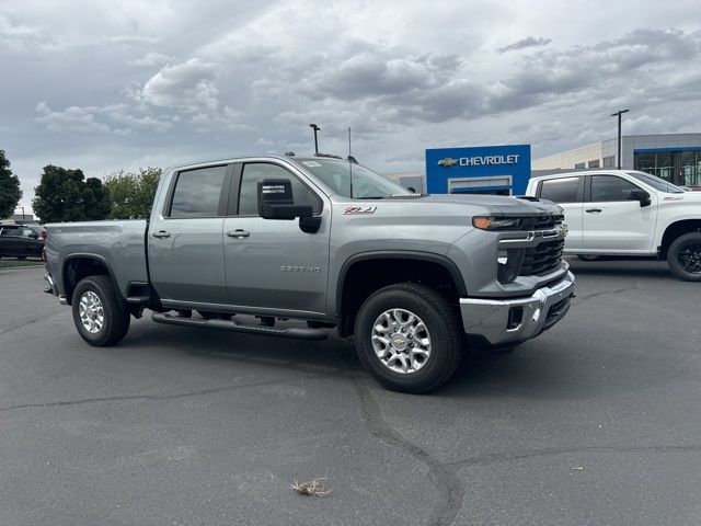 2025 Chevrolet Silverado 3500HD LT