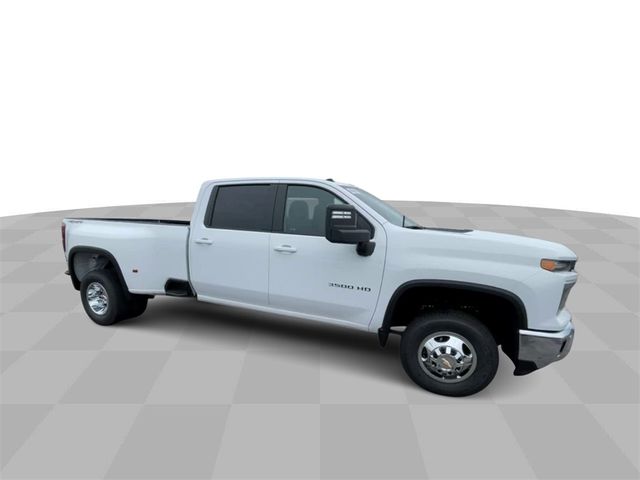 2025 Chevrolet Silverado 3500HD LT