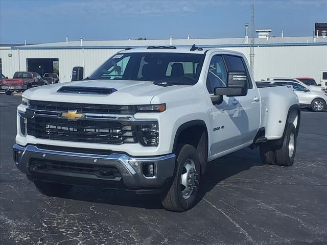 2025 Chevrolet Silverado 3500HD LT