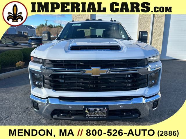 2025 Chevrolet Silverado 3500HD LT