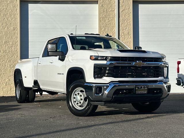 2025 Chevrolet Silverado 3500HD LT