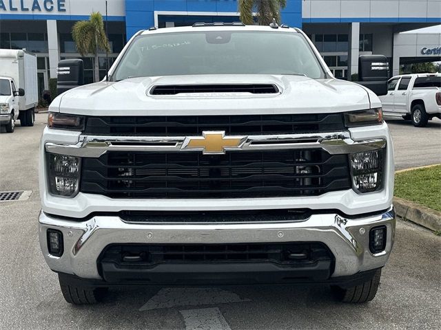 2025 Chevrolet Silverado 3500HD LT