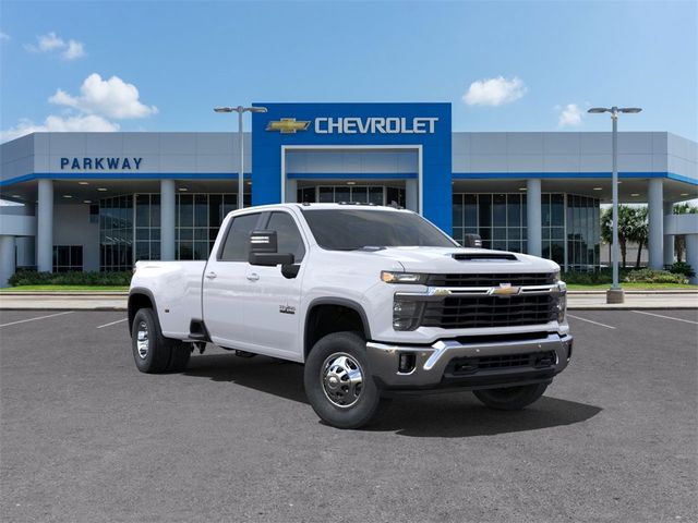 2025 Chevrolet Silverado 3500HD LT