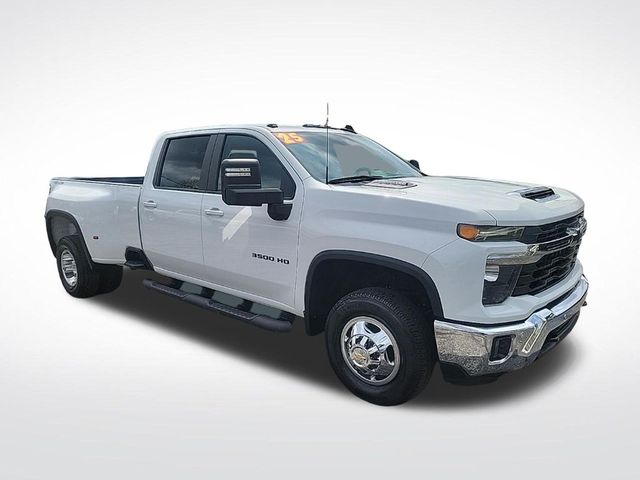 2025 Chevrolet Silverado 3500HD LT