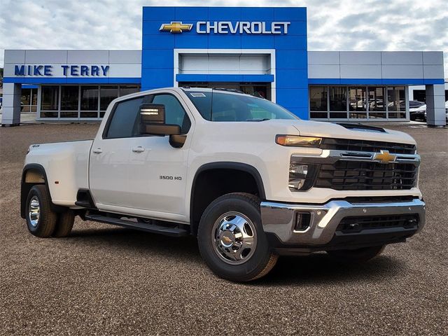 2025 Chevrolet Silverado 3500HD LT