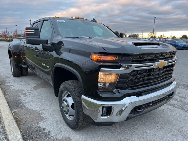 2025 Chevrolet Silverado 3500HD LT