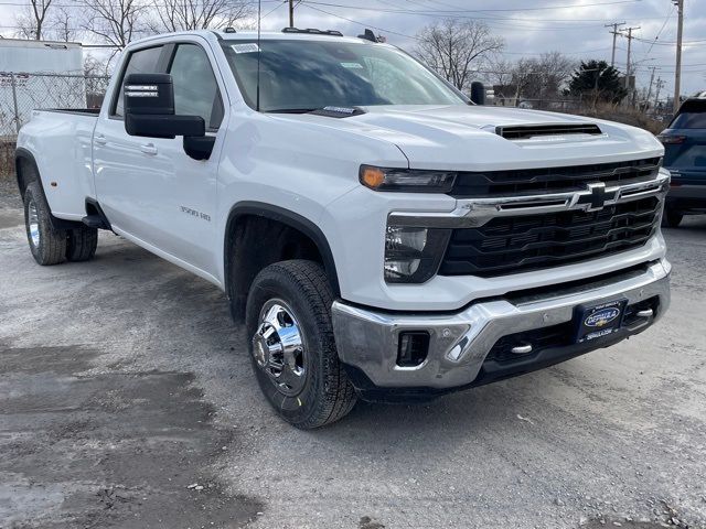 2025 Chevrolet Silverado 3500HD LT