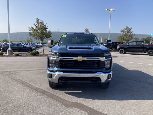 2025 Chevrolet Silverado 3500HD LT